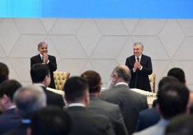 Президент Шавкат Мирзиёев и премьер-министр Пакистана