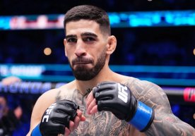 UFC енгил вазнининг маҳоратли ва мағлубиятсиз юлдузи Илия