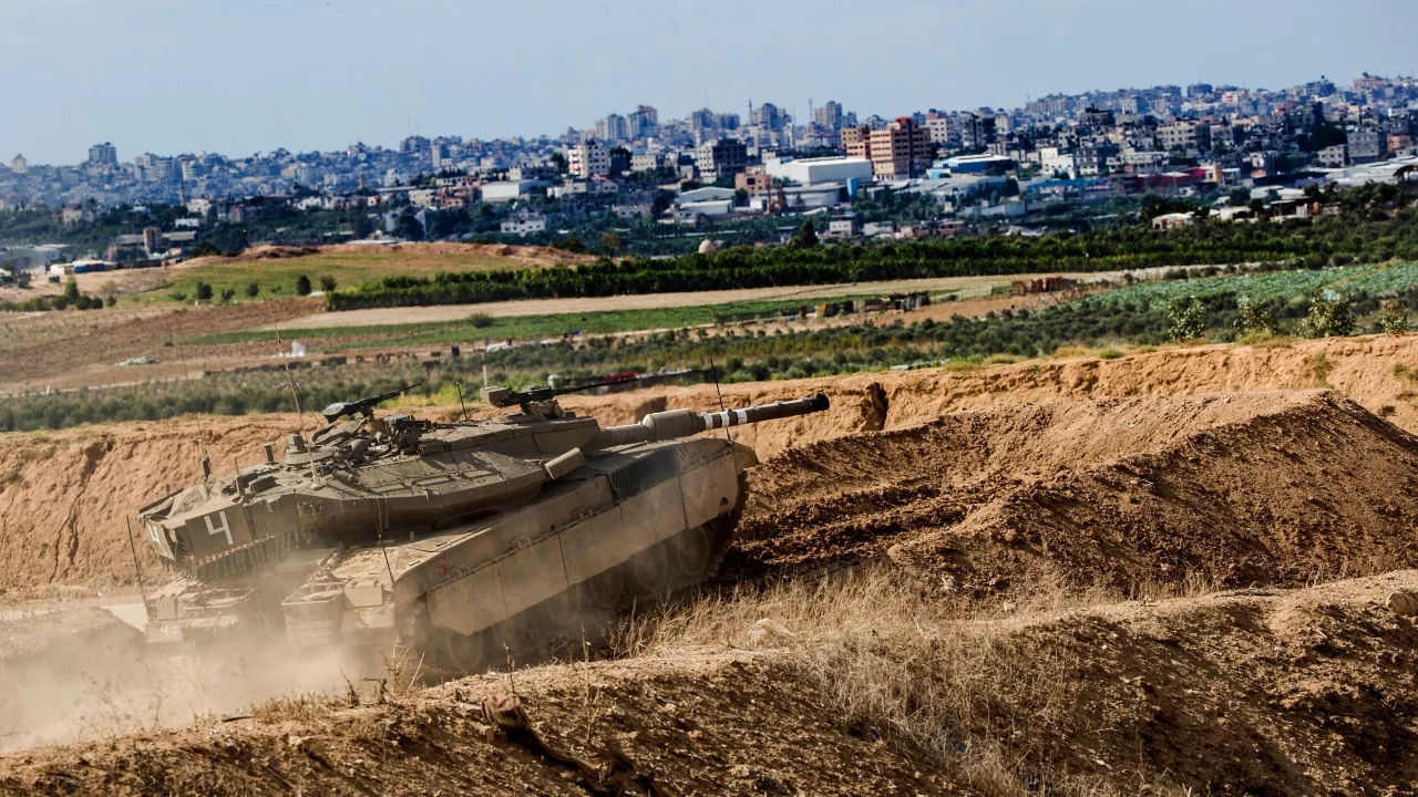 Israel targets Syrian military positions with artillery strikes